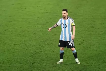 "Dimos un pasito más hacia adelante en un partido complicado que sabíamos que iba a ser así", dijo Messi