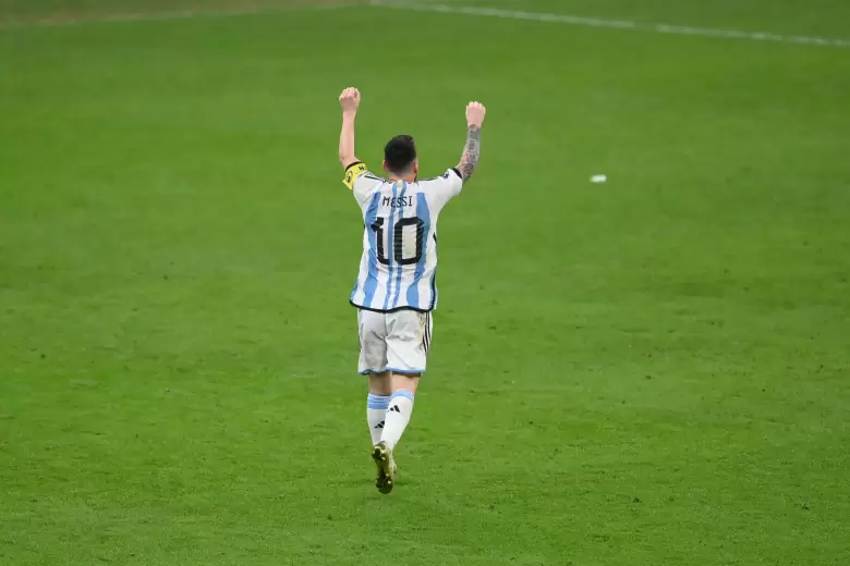 Dibu Martínez héroe: Argentina avanza a las semifinales del Mundial Qatar 2022