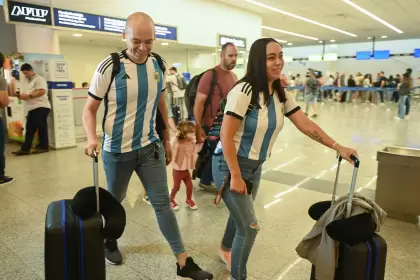 Aerolíneas Argentinas agotó ayer en media hora su vuelo a Doha previsto para el próximo viernes.