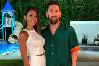 Messi junto a su esposa Antonela Roccuzzo