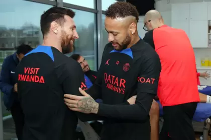 Messi y Neymar se reencontraron en el PSG