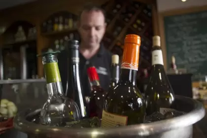 Irlanda incluirá el riesgo de cáncer en el etiquetado de cerveza y vino