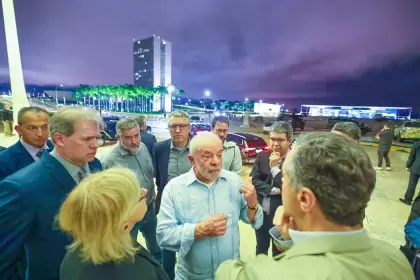 Lula quiere salir del aislamiento internacional de Bolsonaro