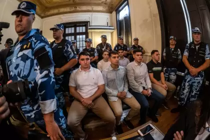 Condenaron a prisión perpetua a cinco de los rugbiers acusados de matar a Fernando Báez Sosa