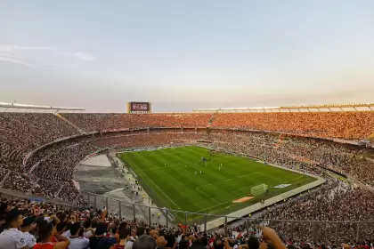 Un total de 83.196 hinchas fueron al partido frente a Argentinos Juniors (@ObrasRiverPlate)