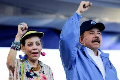 El presidente nicaragüense Daniel Ortega y la vicepresidenta Rosario Murillo
