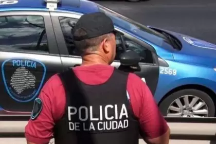 Ataque de furia en Villa Urquiza: por tapar con su camioneta un garaje, terminó apuñalado y perdió un riñón