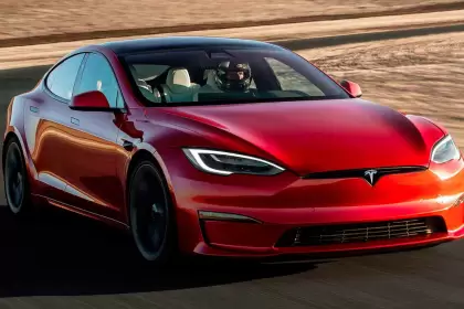 Tesla sigue bajando sus precios: ¿Qué modelos se vieron beneficiados?