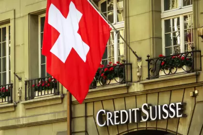 El Credit  Suisse se tambalea