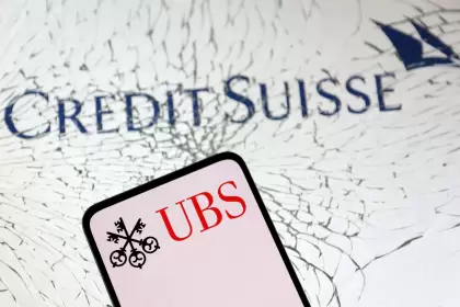 UBS compra Credit Suisse por US$ 3.200 millones