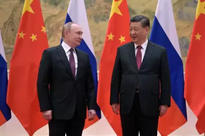 Xi llega a Rusia para reunirse con Putin