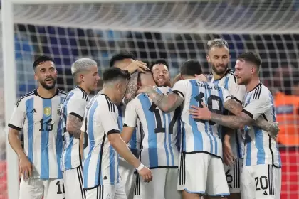 Argentina cerró la doble fecha FIFA con un contundente 7-0 ante Curazao