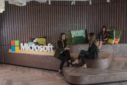 Las nuevas oficinas híbridas de Microsoft Argentina en Puerto Madero