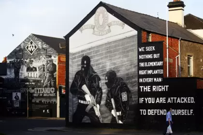 Acuerdo del Viernes Santo: 25  años después, la tensión continúa en Irlanda del Norte