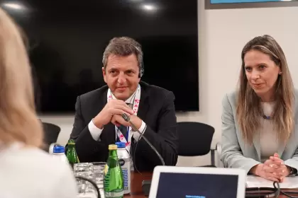 Massa con la Directora Ejecutiva por Argentina y el Cono Sur, Cecilia Nahón
