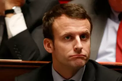 Aniversario poco feliz para Emmanuel Macron