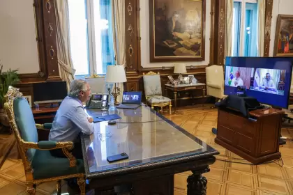 El presidente convers con su par brasileo a travs de una videoconferencia