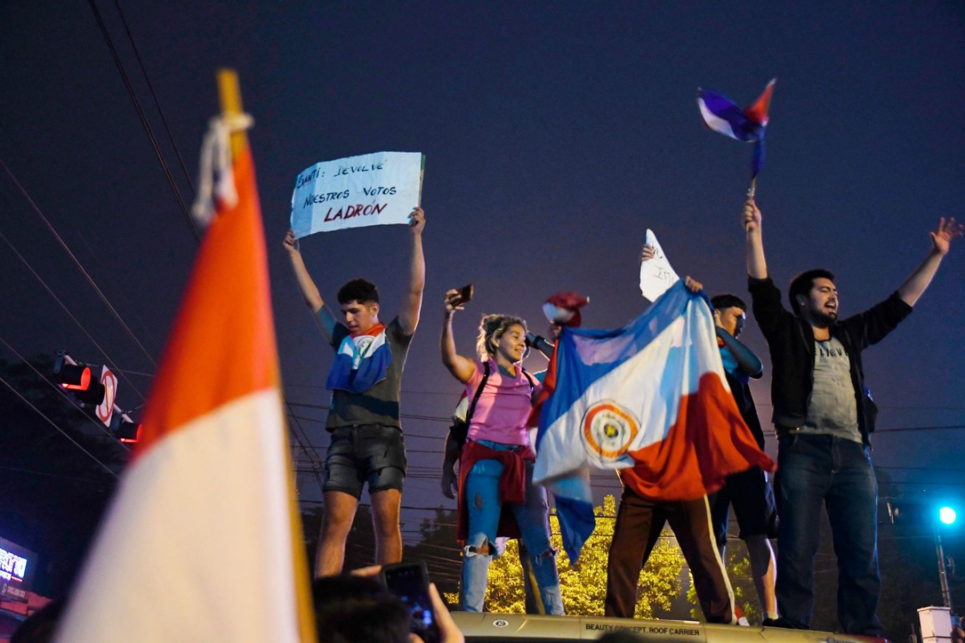 Continúan las protestas en Paraguay: más de 100 detenidos