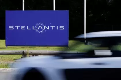 Stellantis amenaza al Reino Unido