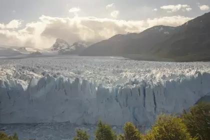 El Perito Moreno es la estrella del Parque Nacional Los Glaciares (Patrimonio Mundial de la Humanidad)