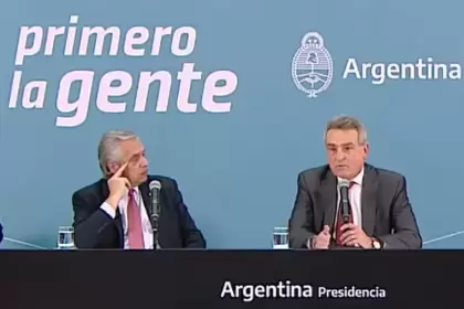 Alberto Fernández y Agustín Rossi este martes.
