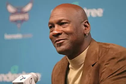 Michael Jordan pag US$ 275 millones por una participacin mayoritaria en Charlotte Hornets en 2010