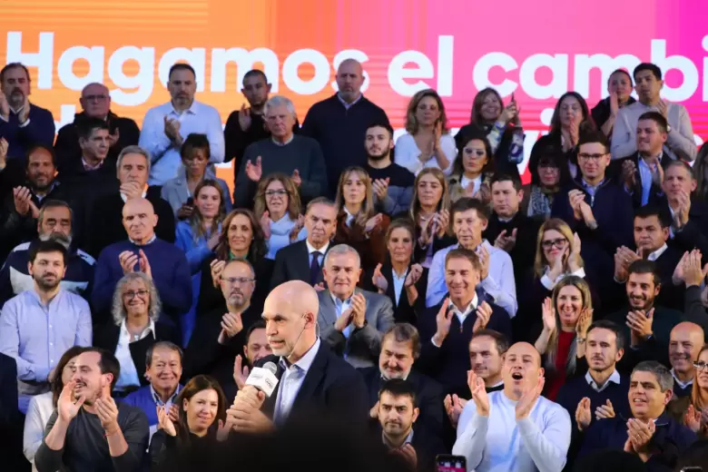 Horacio Rodríguez Larreta, este martes en un acto de campaña en la localidad de Tres de Febrero.
