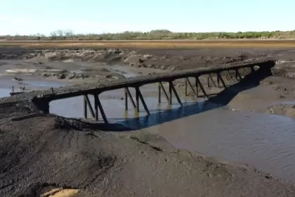 Vista area de una grave sequa en Florida, Uruguay, el 28 de junio de 2023.