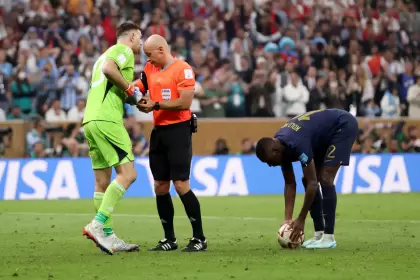 El "Dibu" Martínez incomodó a los jugadores de Francia en la final del Mundial de Qatar 2022