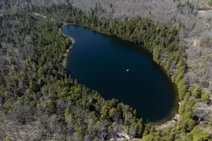 Epi: El lago Crawford, cerca de Toronto, es el sitio que demuestra que ya empezó el Antropoceno