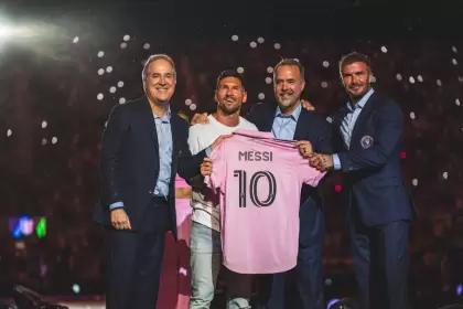 Messi junto a los dueños del Inter Miami
