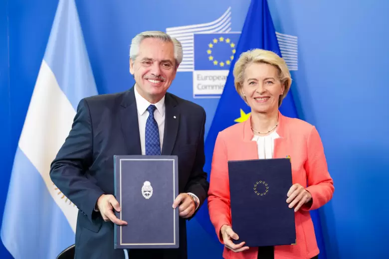 Alberto Fernndez y Von der Leyen firmaron memorndum de entendimiento de energa entre la Argentina y la UE