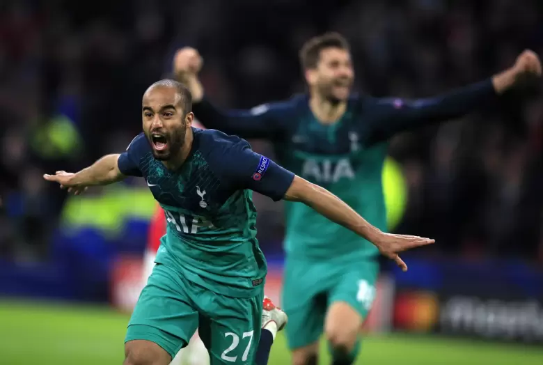 En la semifinal de la Champions 2019, Tottenham resurgi con los tantos del brasileo Lucas Moura