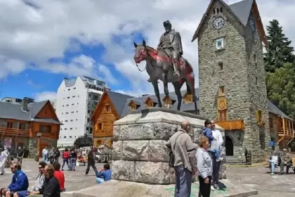 Suspenden el traslado del monumento de Roca en Bariloche