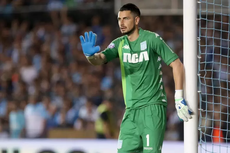 Gabriel Arias podría volver al arco de Racing