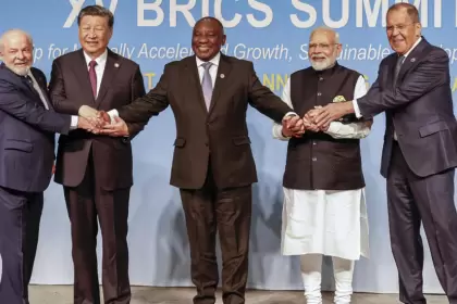 Argentina se suma a los BRICS: ¿Oportunidad o gran problema?