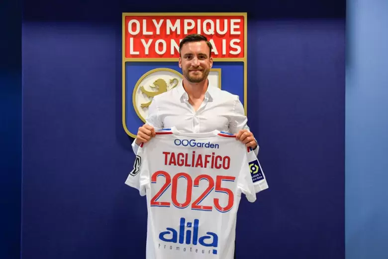 Nicolás Tagliafico firmo contrato con el Lyon hasta el 30 de junio de 2025