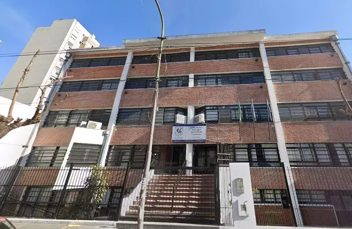 Un reconocido colegio privado de Quilmes anunció que cerrará a fin de año: cientos de alumnos temen no conseguir vacantes