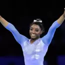 Video: Simone Biles hizo historia en el Mundial de gimnasia tras completar un salto nunca antes visto