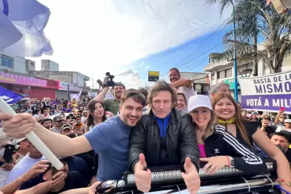 "Podemos ganarle al kirchnerismo sin balotare", aseguró Milei en redes sociales.