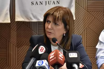 Patricia Bullrich dio una conferencia de prensa en San Juan.