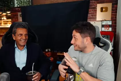Massa con el streamer Momo