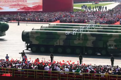 China aumenta su arsenal nuclear