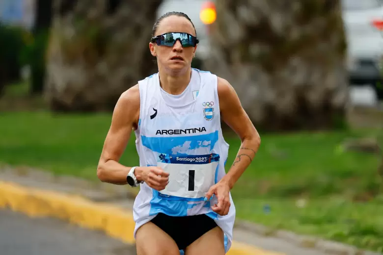 Borelli hizo historia en Santiago 2023: consigui la primera medalla en la historia de los Juegos Panamericanos para el maratn femenino argentino