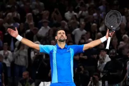 Djokovic se consagr campen en Pars Bercy por sptima vez en su carrera