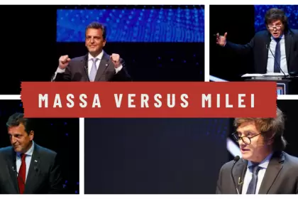 Sergio Massa y Javier Milei están participando en el último debate presidencial.