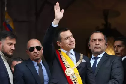 Noboa jur como presidente de Ecuador