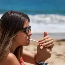 Mar del Plata: ya no se podrá fumar en las playas y habrá fuertes multas