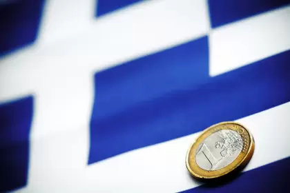 Grecia hace sus deberes económicos