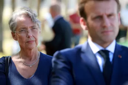 Renunció la primera ministra de Francia